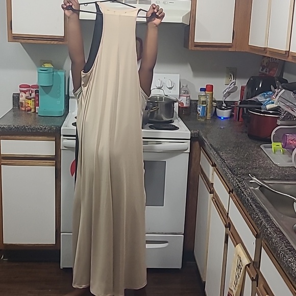 Summer dress - Picture 2 of 2